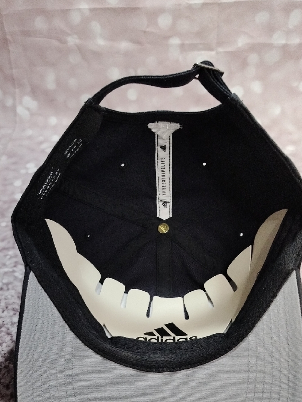 adidas Black Cap with White Embroidered Logo Unisex - Picture 5 of 7